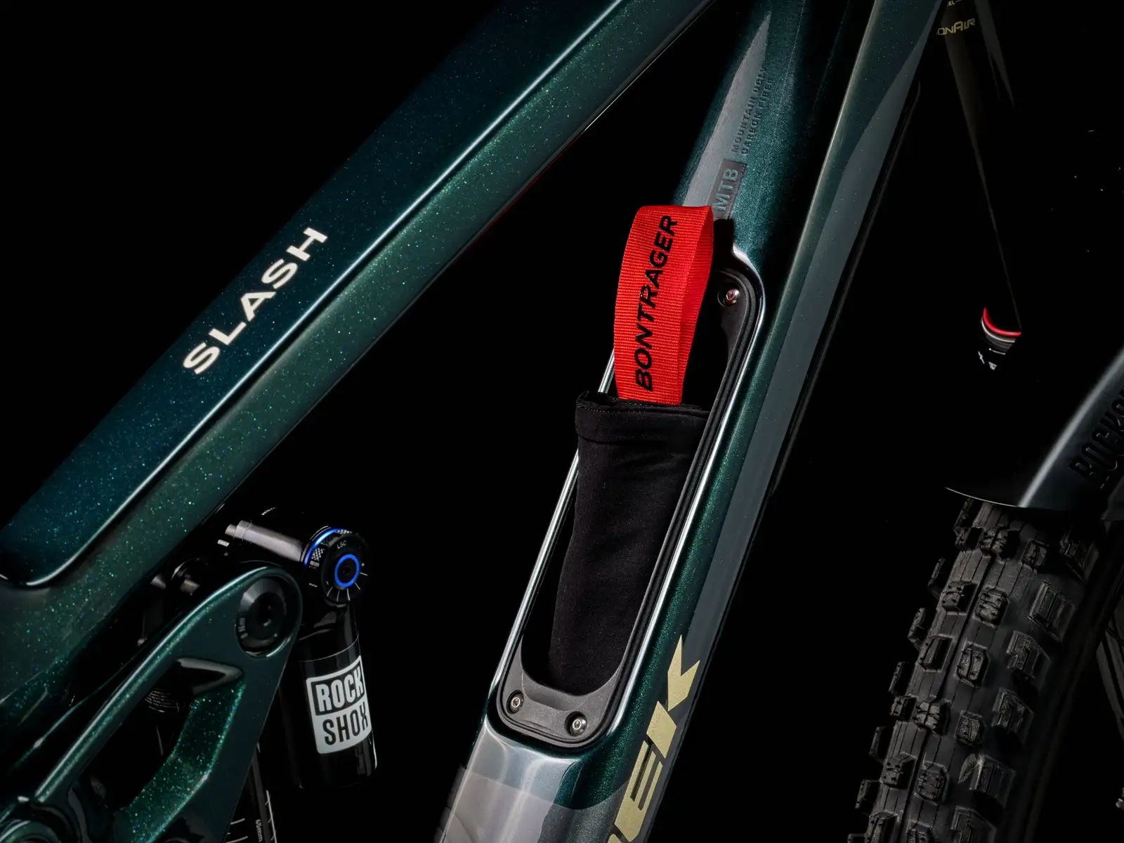 Trek Slash 9.9 X0 AXS T-typ Gen 6 - Bild 5