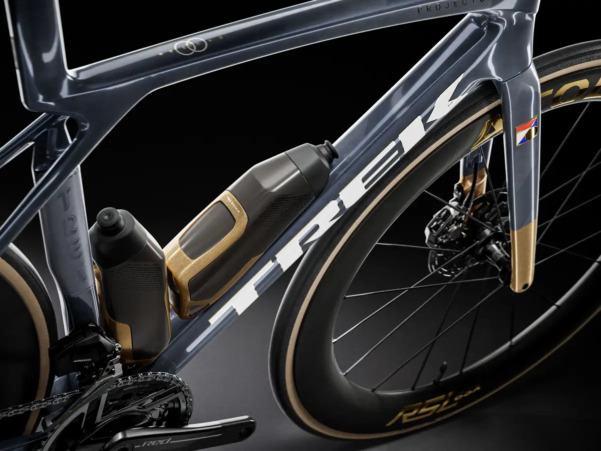 Trek Madone SLR 9 AXS Gen 8 - No. 76 ICON - Bild 3